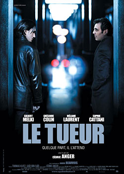 M��������